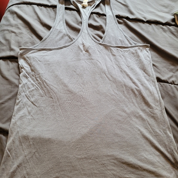 2 for $15 Under Armour Tank Top - Picture 3 of 3